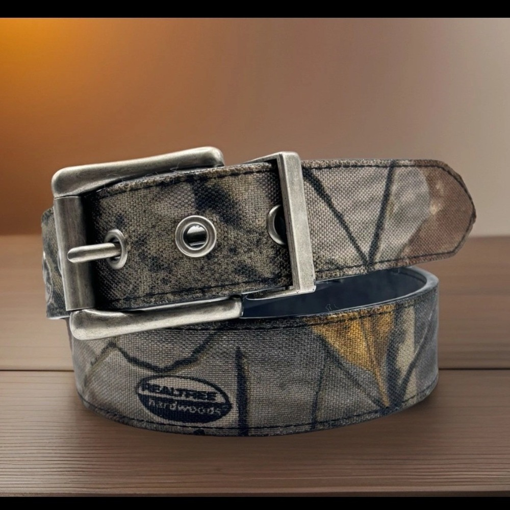 Realtree Hardwoods Camo Belt Canvas Metal Grommet Roller Buckle Mens Brown S